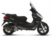 Piaggio X7 300